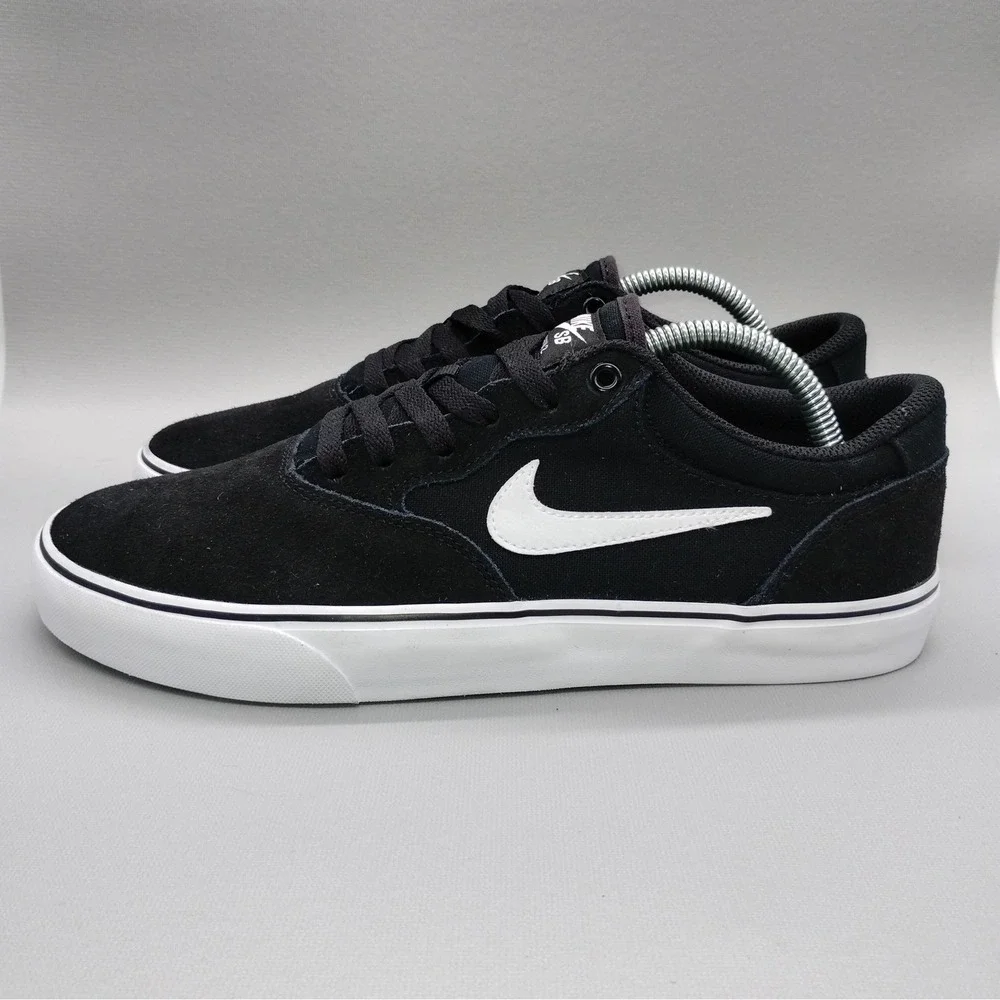 Nike SB Chron 2 Skateboarding‎ Shoes Men's size 9.6 Skater Low top Comfy Casual